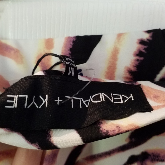 KENDALL & KYLIE Patterned Skirt. Nature, Watercolor, Abstract Inspired. NEW NWT - Picture 8 of 14